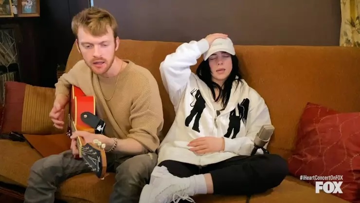 【居家防疫】巨星版在家音樂會！Billie Eilish/BSB/Mariah Carey等以歌致敬醫護人員兼籌款